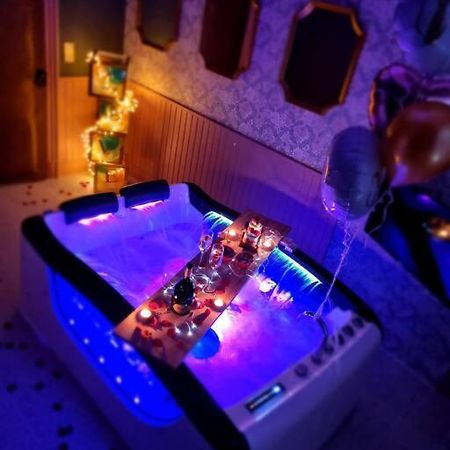 Royal Room Jacuzzi Haut De Gamme Centre Ville Mülhausen Exterior foto